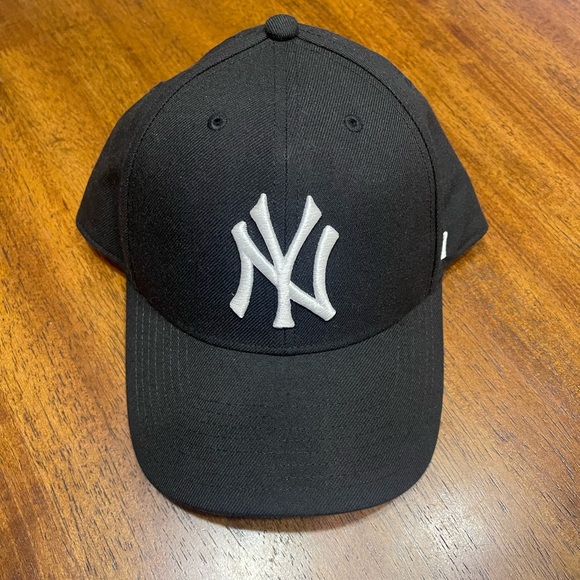 NY Yankees ‘47 Black Baseball Cap Adjustable OSFA - Picture 1 of 6